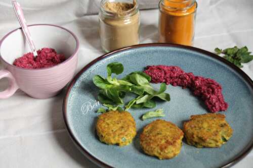 Croquettes de poisson aux herbes et au gingembre sauce à la betterave d'Ottolenghi