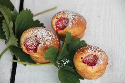 Mini muffins aux fraises et à la liqueur de fleurs de sureau - Les petits plats de Béa