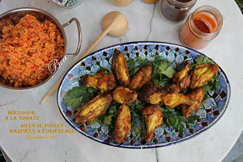 Ailes de poulet marinées à l'orientale et boulgour à la tomate