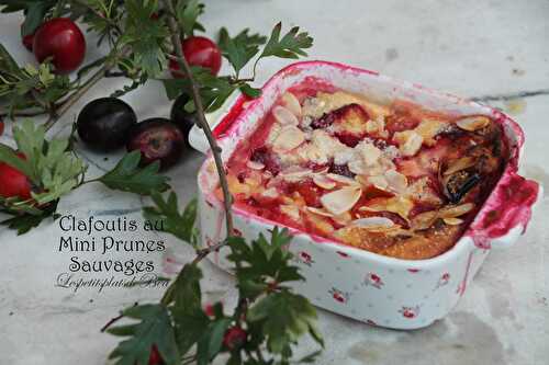 Clafoutis aux mini prunes sauvages