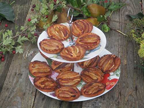 Tartelettes financières aux  poires et à la noisette