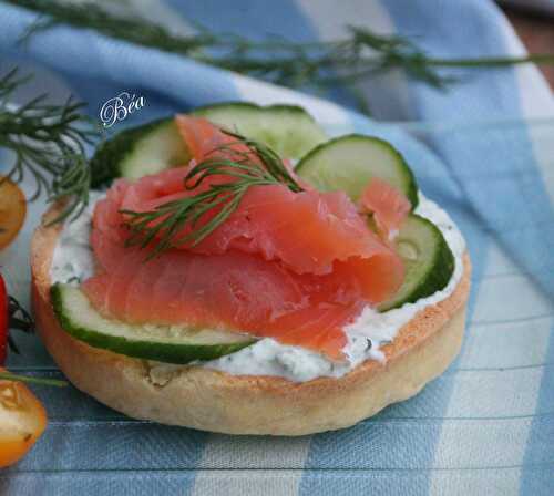 Tartelettes fraicheur au tzatziki à l'aneth et saumon fumé