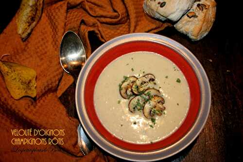 Velouté d'oignons, champignons rôtis