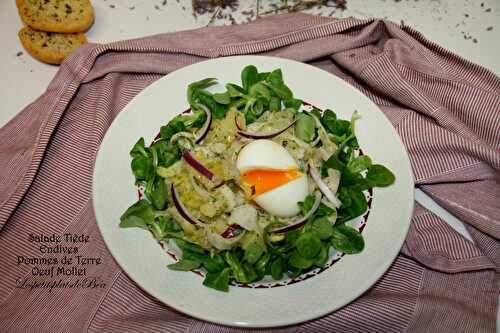 Salade tiède pommes de terre, endives, oeuf mollet