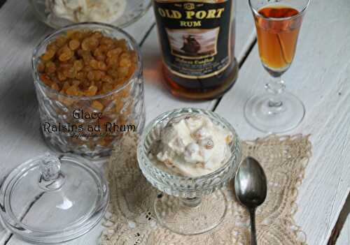 Glace aux raisins au rhum