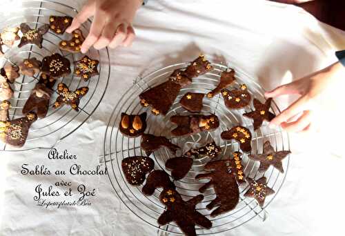 Atelier sablés au chocolat avec Jules et Zoé
