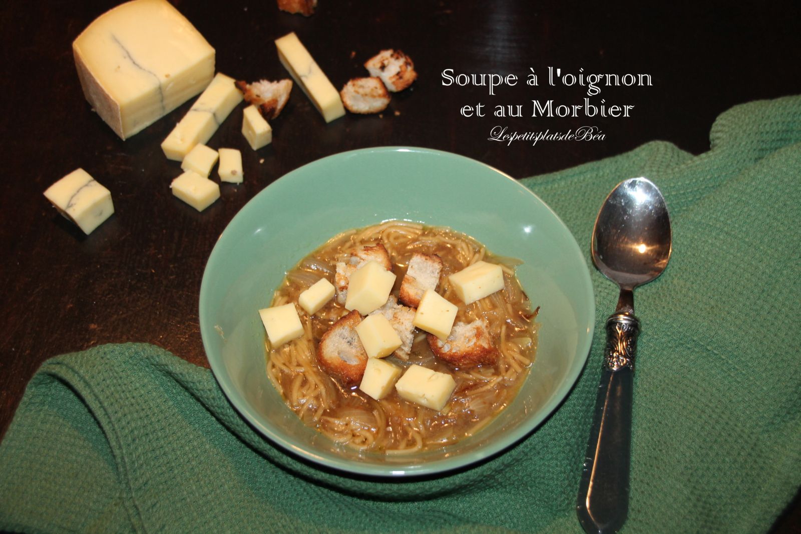 Soupe à l'oignon au morbier