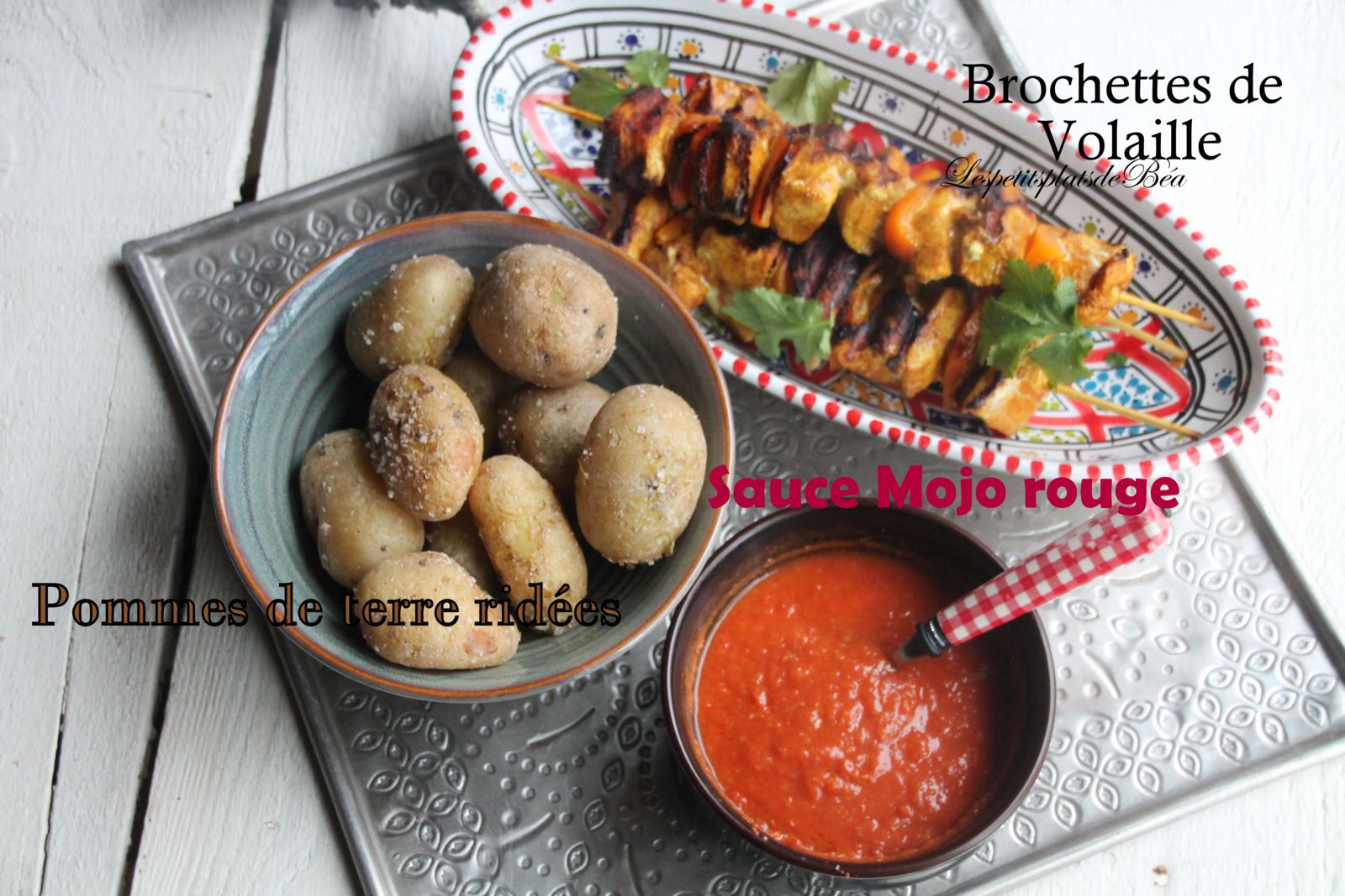 Brochettes de volaille sauce mojo rouge - balade aux îles Canaries