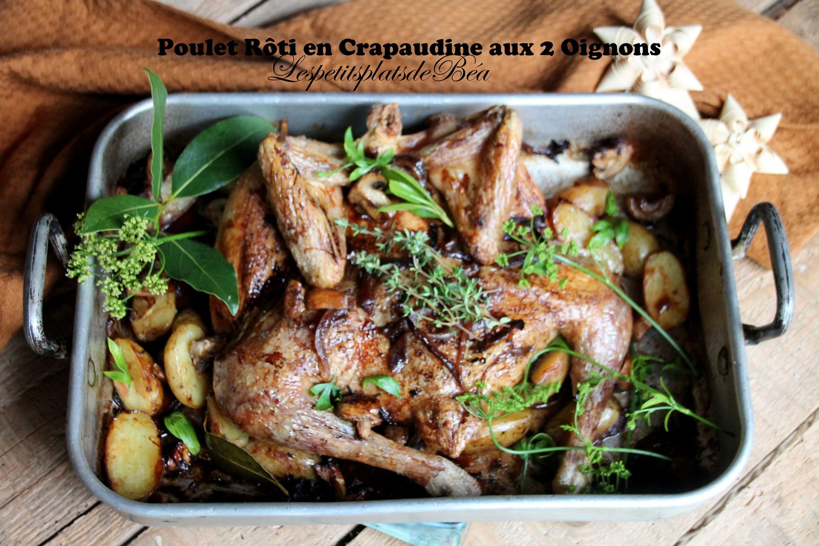 Poulet rôti en crapaudine aux oignons et pommes de terre