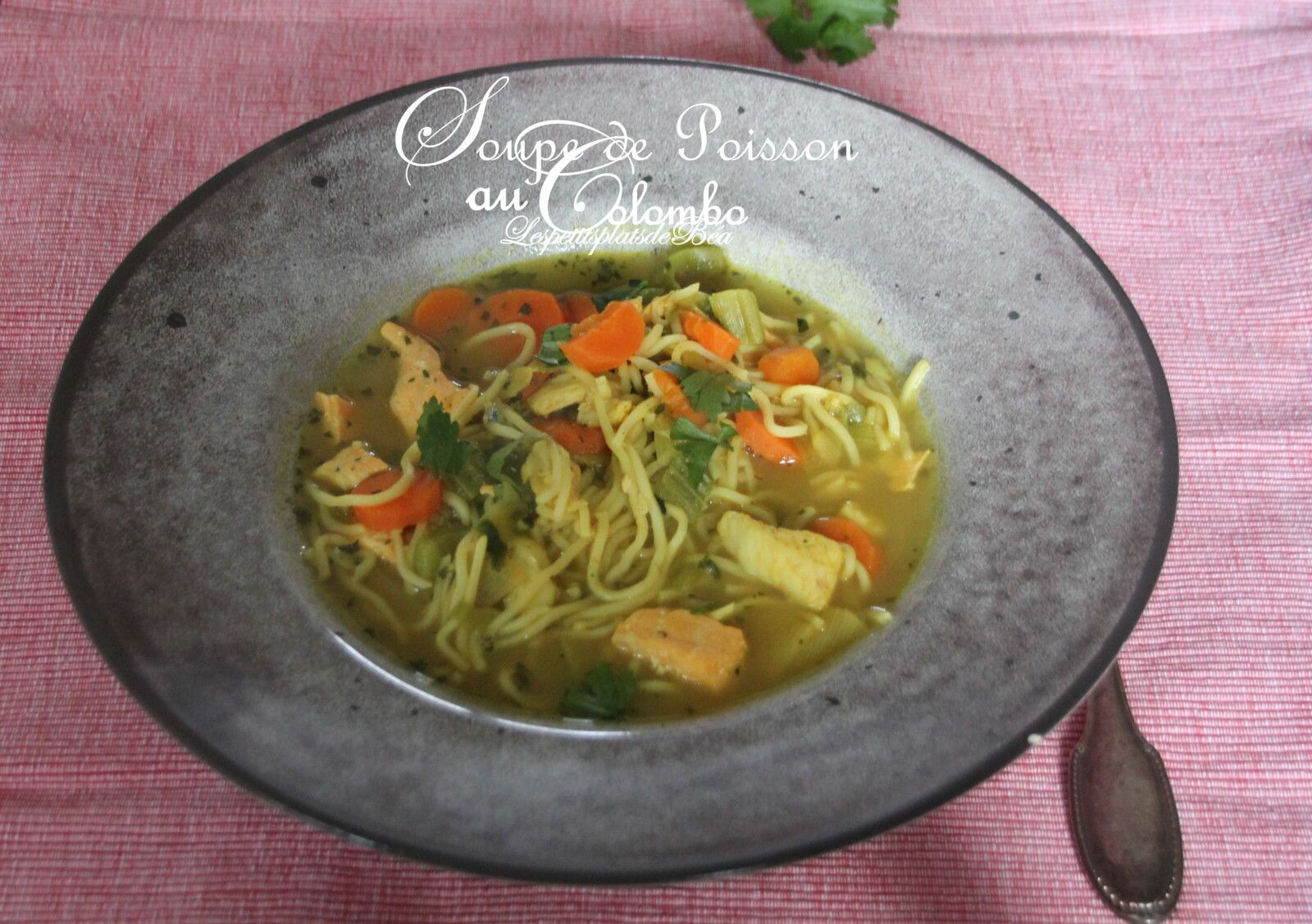 Soupe de poisson au colombo