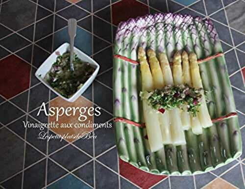 Asperges, vinaigrette aux condiments