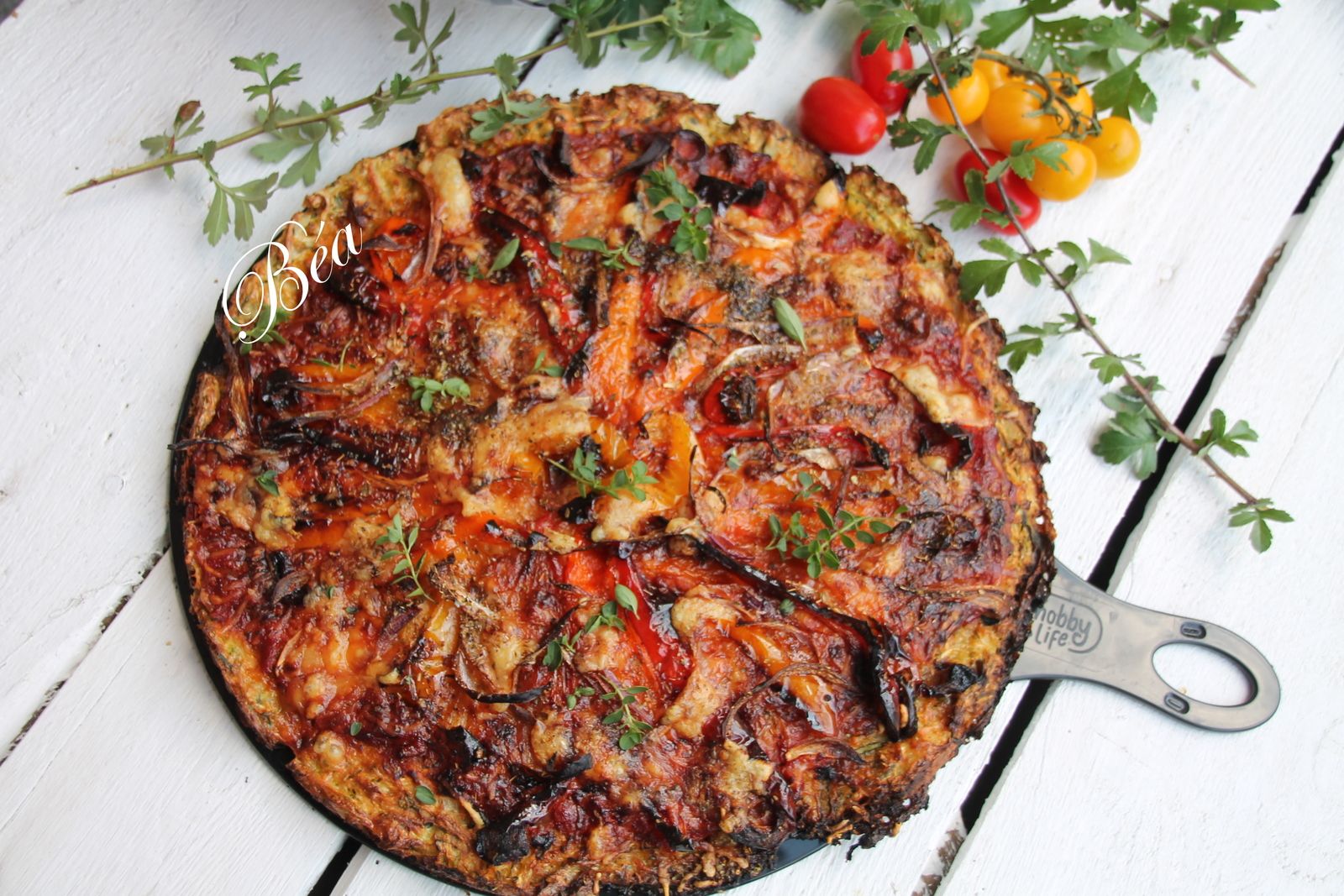 Pizza de courgettes aux poivrons 