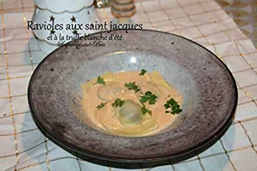 Ravioles aux saint jacques et à la truffe blanche d'été