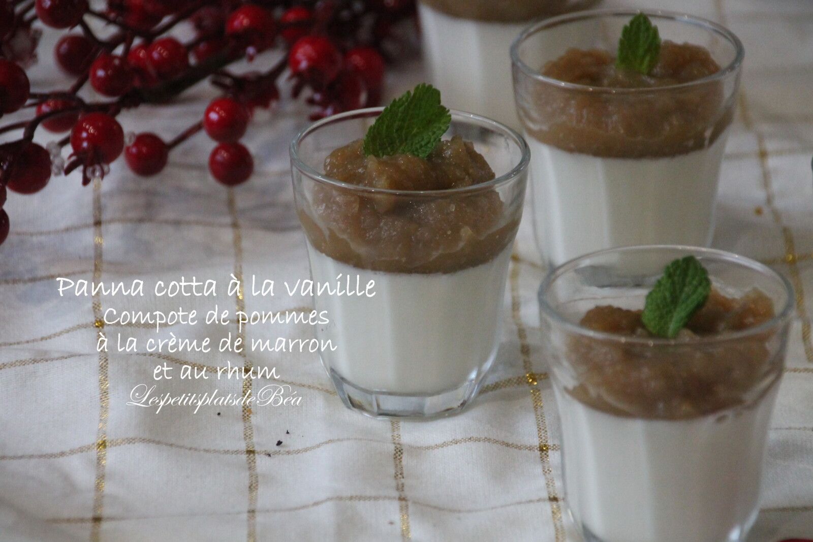 Panna cotta à la vanille et compote de pommes à la crème de marron et au rhum