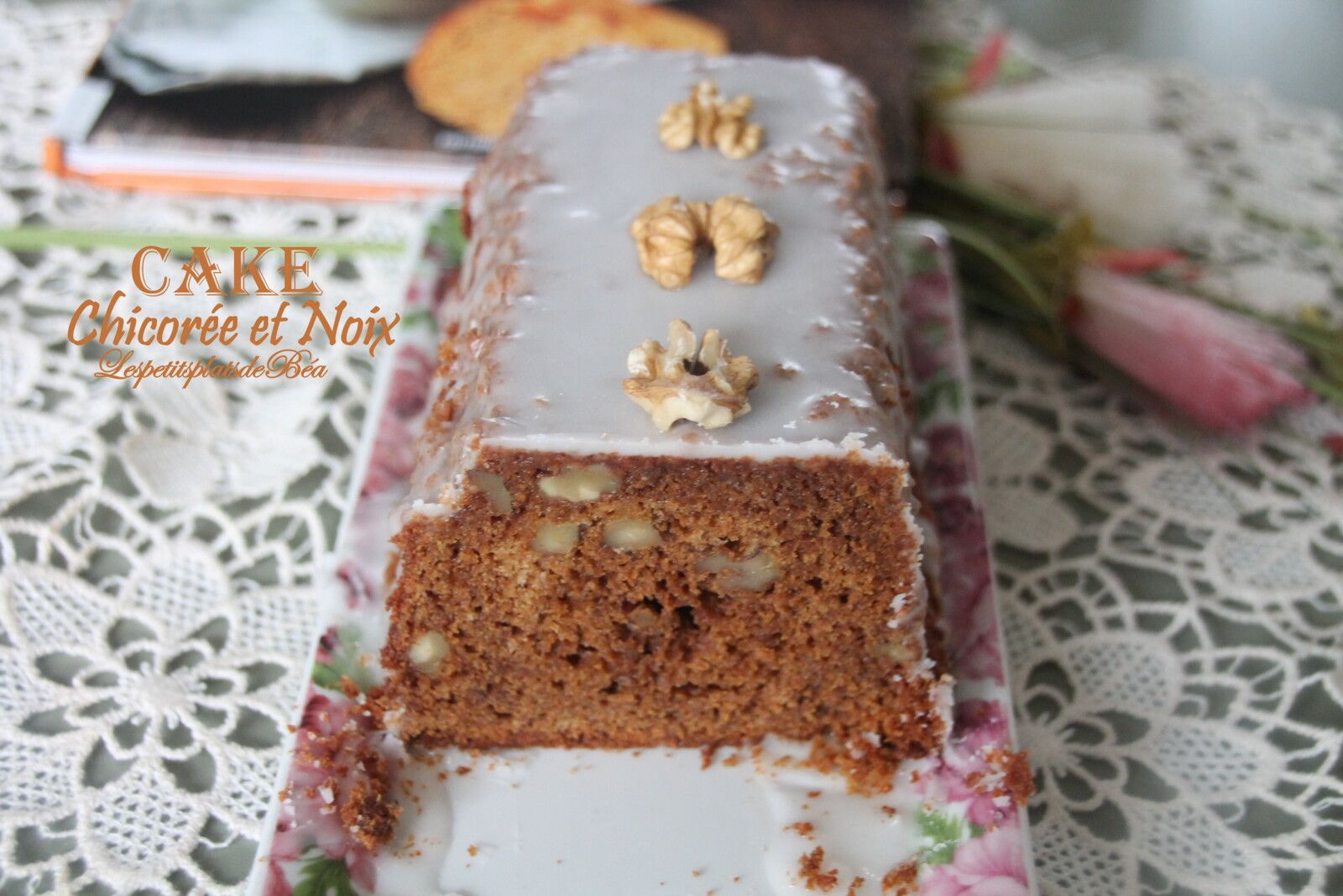 Cake à la chicorée et aux noix