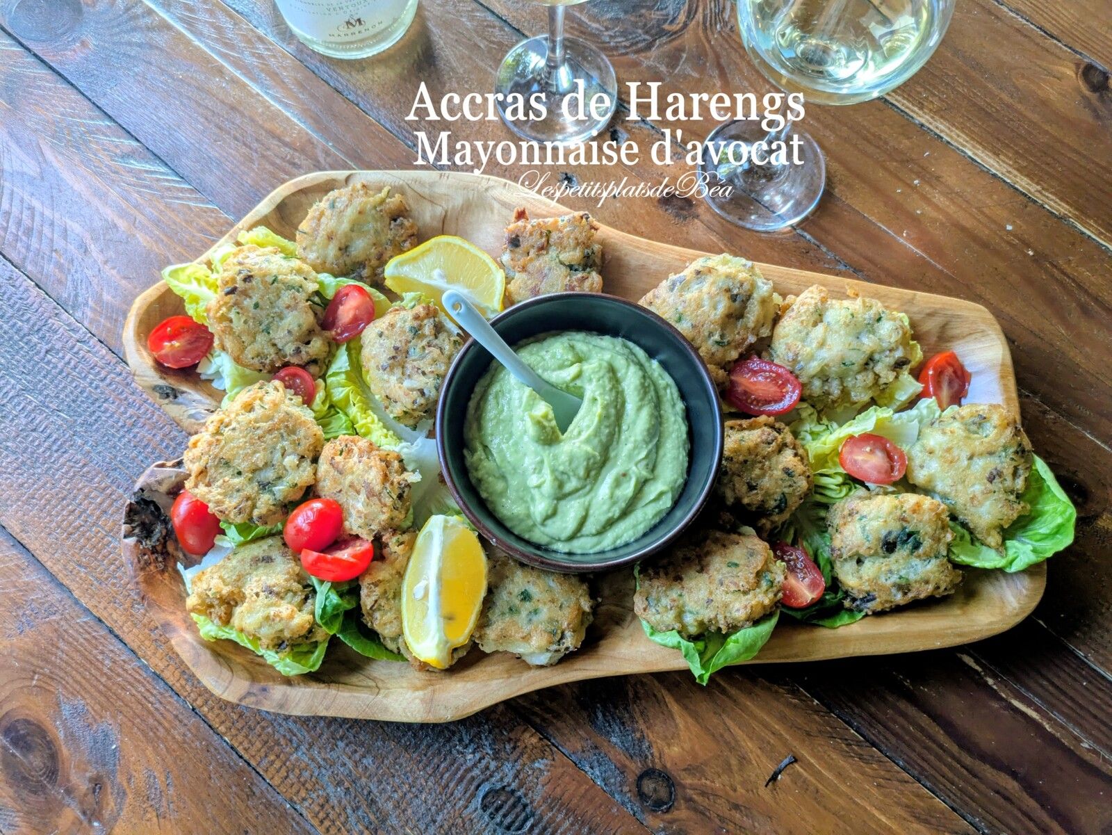 Accras de harengs, mayonnaise d'avocat