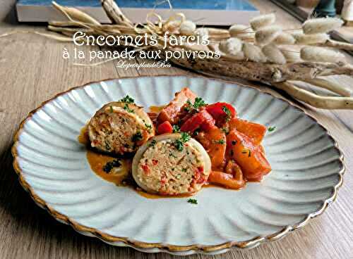 Encornets farcis à la panade aux poivrons