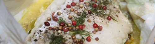 Dos de cabillaud en papillote sur son lit d’effiloché de légumes