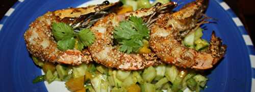 Gambas au sésame sur sa salade de fenouil mangue avocat aux herbes fraiches