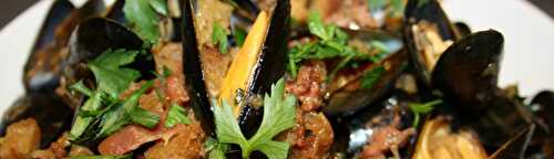 Moules au jambon de Bayonne piments doux et croutons