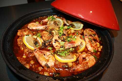 Tajine de dos de cabillaud aux crevettes poivrons fenouil