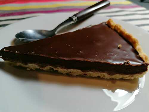 Tarte chocolat sur croquant praliné gavottes