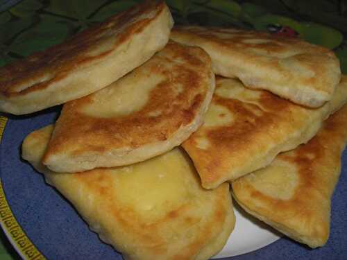 Cheese-naans (Naans à la Vache qui Rit)