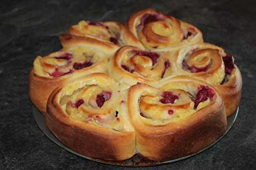 Chinois à la framboise, crème vanillée