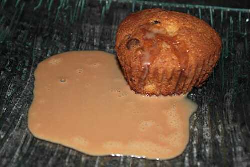 Muffins poires / chocolat et leurs Sauce Carambar
