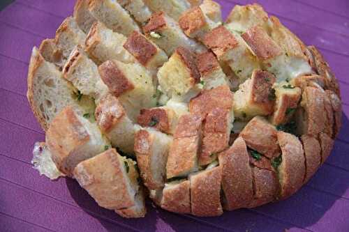 Cheese & garlic bread - Pain apéritif à l'ail et au fromage