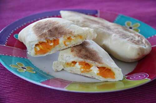 Naans au fromage et aux carottes au gingembre