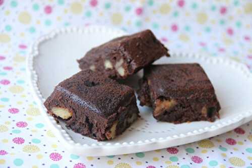 Brownies aux pommes et aux noix