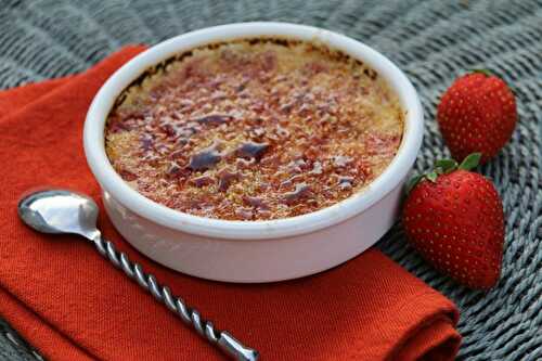 Crème brûlée à la fraise (au Thermomix ou sans)