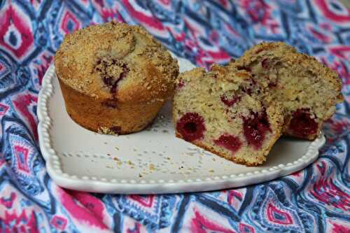 Moelleux à la framboise, noisette et coeur de chocolat blanc (recette Tupperware)