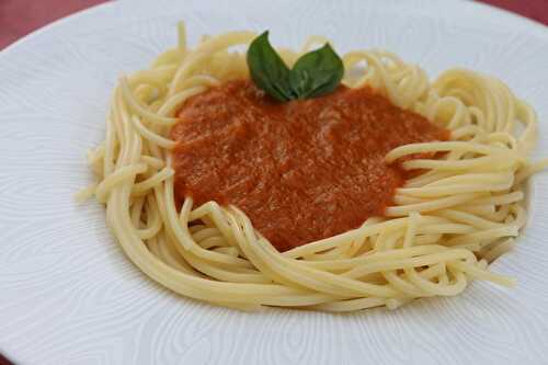 Sauce tomates aux tomates fraîches (au Thermomix ou sans)