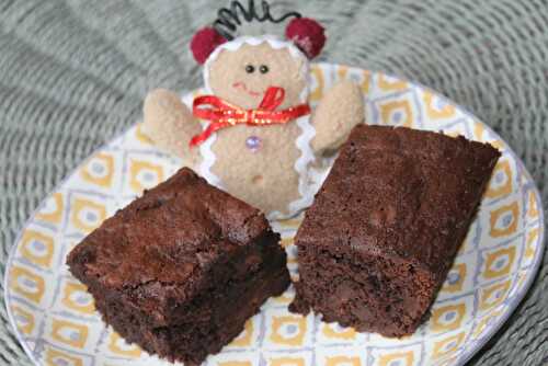 Brownies aux dattes et au cacao