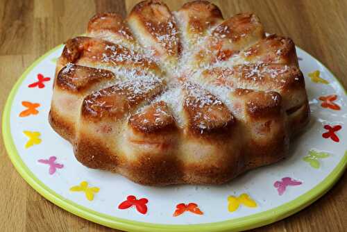 Gâteau renversé abricots et noix de coco