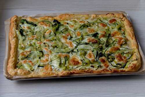 Tarte fine aux courgettes et au fromage ail et fines herbes