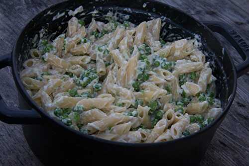 Penne rigate au mascarpone et petits pois