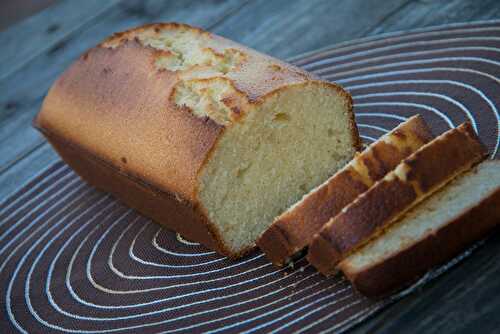 Cake à la semoule et au citron