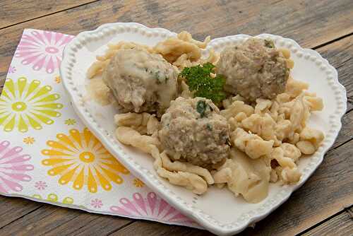 Fleischknepfle, boulettes de viande à la sauce blanche (recette alsacienne)