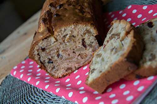 Cake aux noix et aux pommes