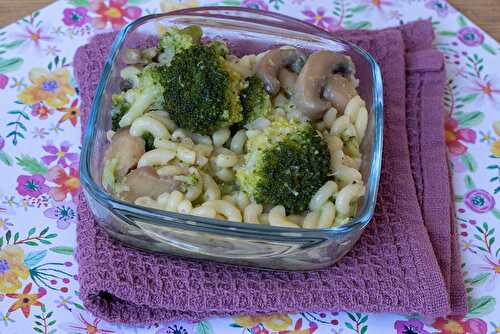 One Pot Pasta au brocoli et aux champignons (recette de Laurent Mariotte)