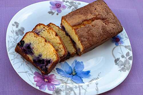 Cake au citron et myrtilles de Yotam Ottolenghi