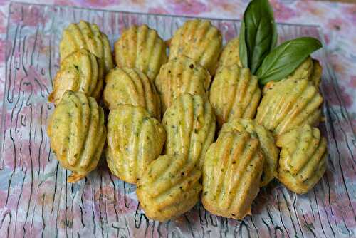 Madeleines au pesto