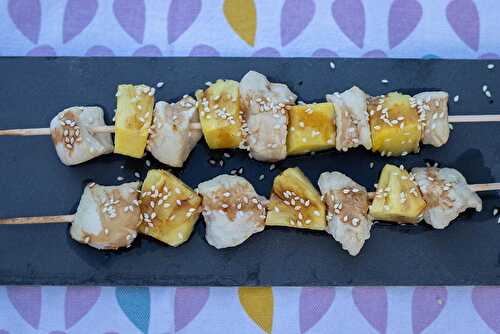 Yakitoris au poulet à l'ananas