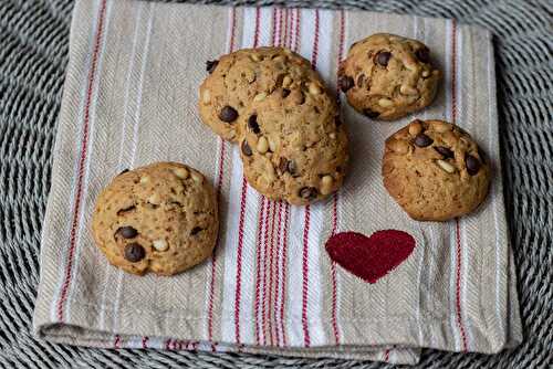 Cookies aux pépites de chocolat et aux pignons de pin