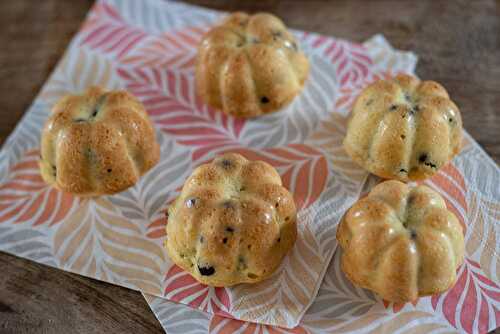 Petits gâteaux aux amandes et aux pépites de chocolat