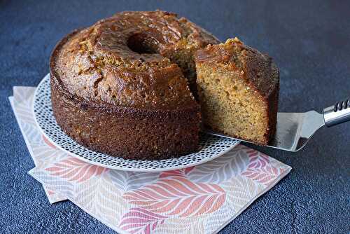 Gâteau moelleux à l'orange et aux graines de chia