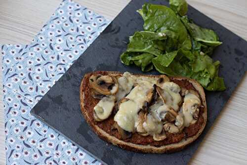 Bruschettas aux champignons et au Comté